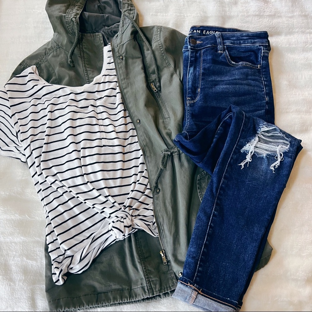 AMERICAN EAGLE SKINNY👖